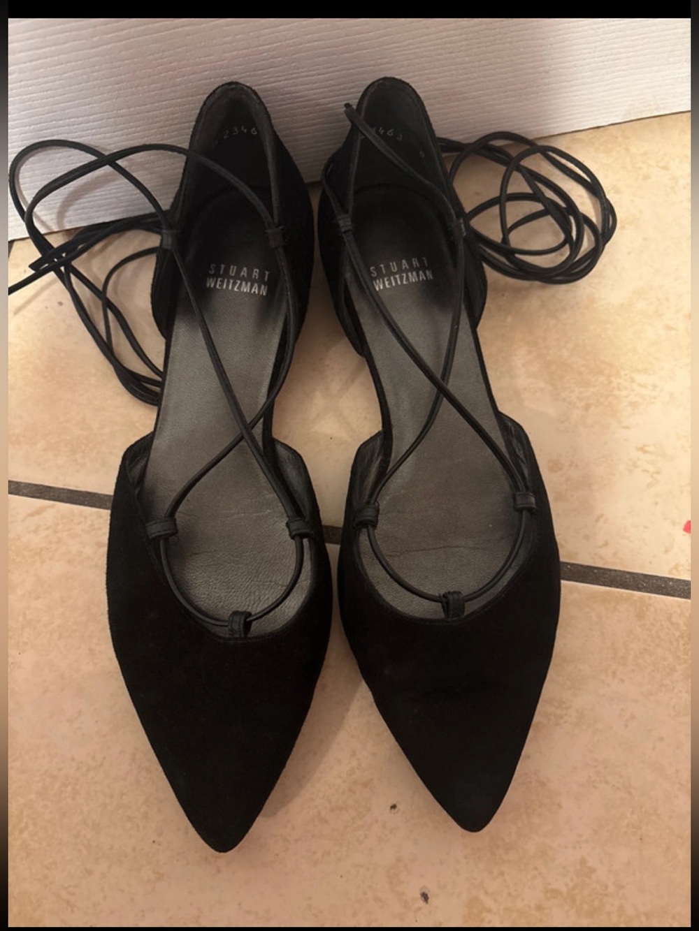 Stuart Weitzman Gilligan Black Suede Lace-Up Flats. Size 8